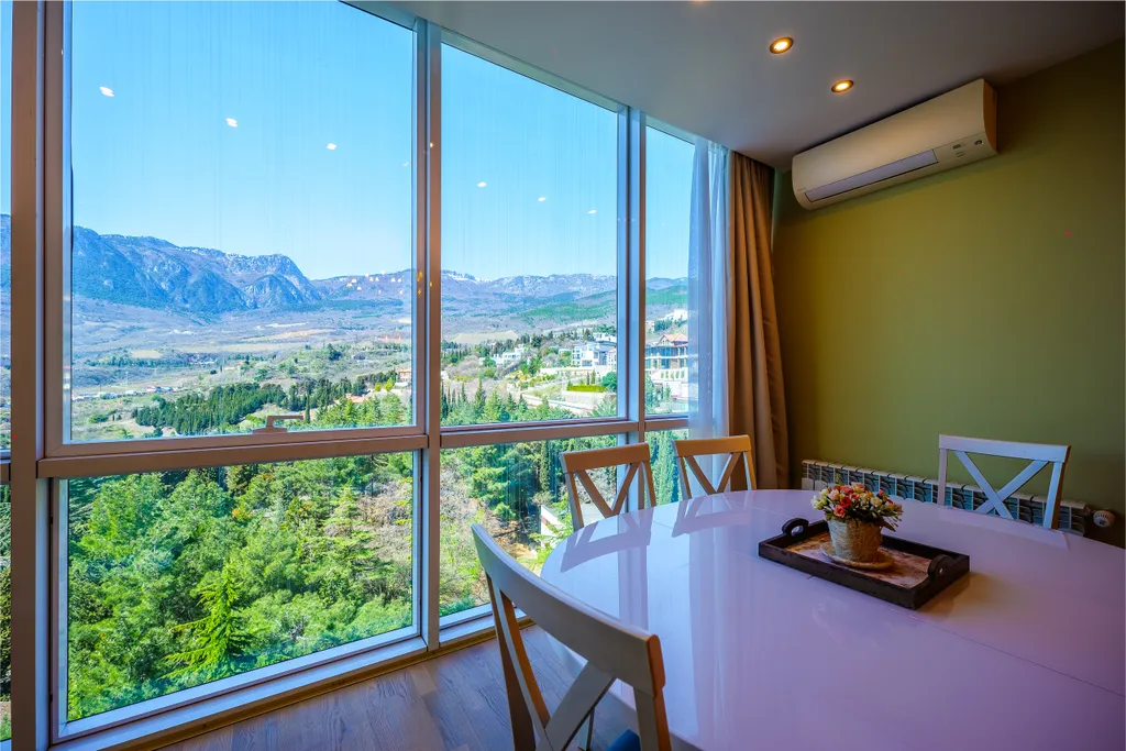 Большая видовая квартира в комплексе Шато Ришелье