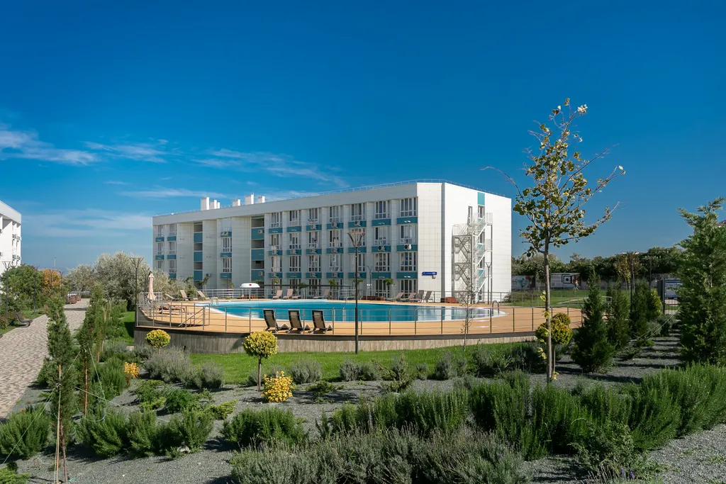 Квартира Квартира Апартамент на берегу моря с бассейном — Севастополь