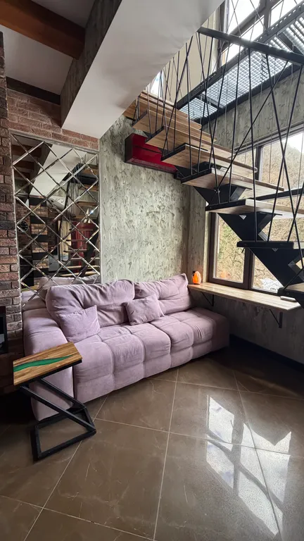 Уютная двухуровневая квартира в самом центре горнолыжного курорта