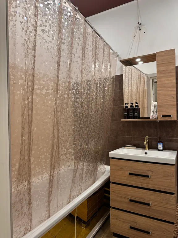 Просторная студия для отдыха