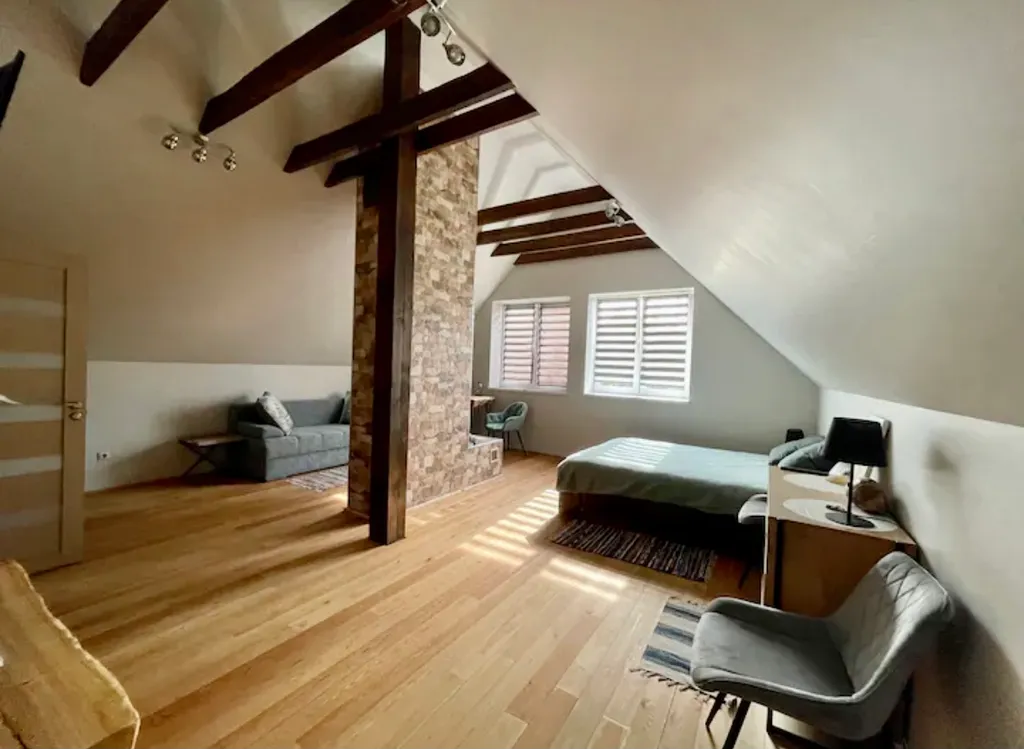 Коттедж Домик с баней в центральном районе — аренда посуточно в Калининград