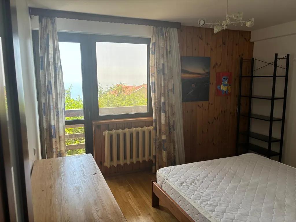 Хороший уютный дом с видом на море