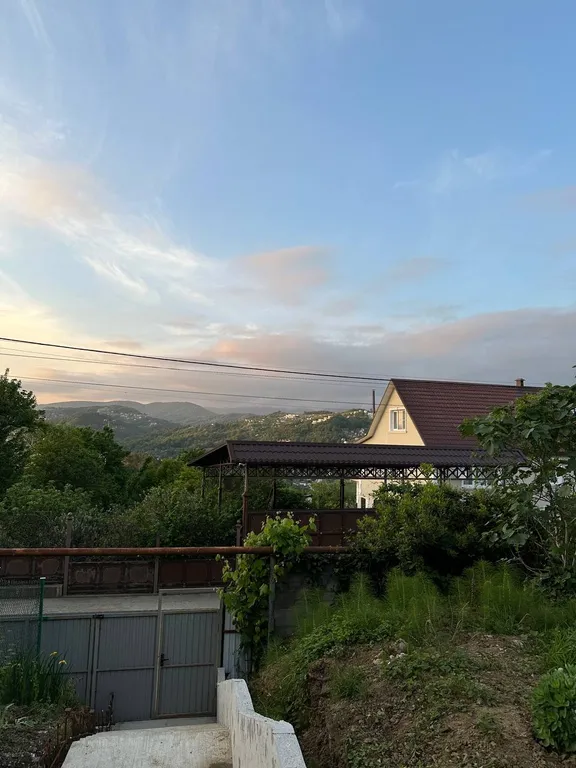 Коттедж Уютный, чистый дом с видом на горы — Сочи