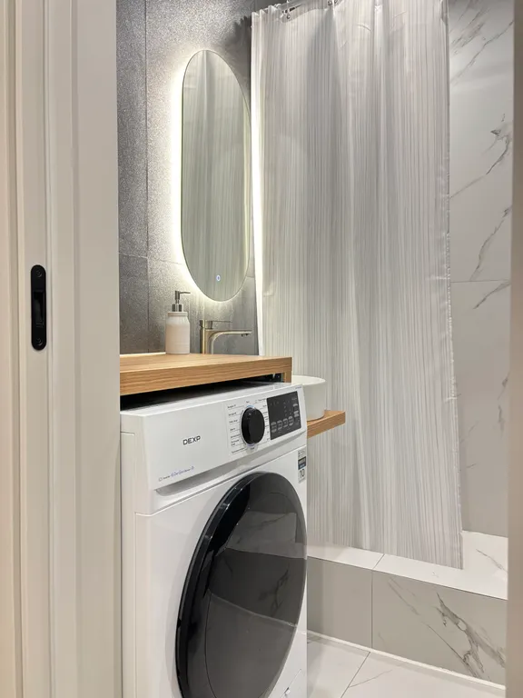 Уютная видовая студия с дизайнерским ремонтом