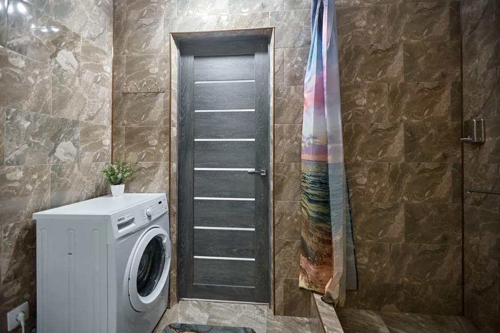 Студия с кованным балконом в историческом центре