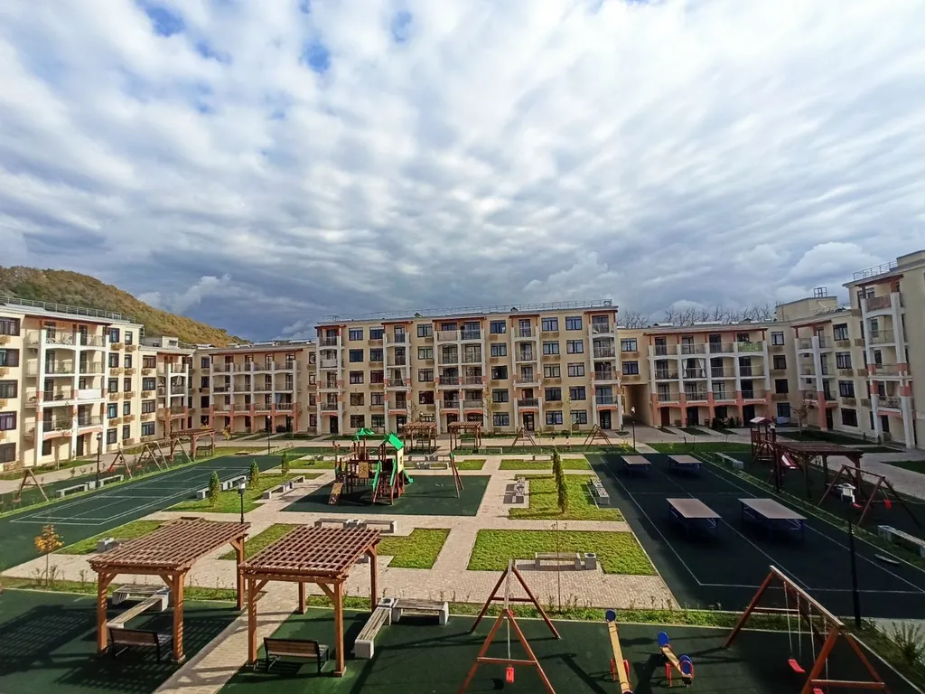 Комфортная квартира в ЖК с бассейном