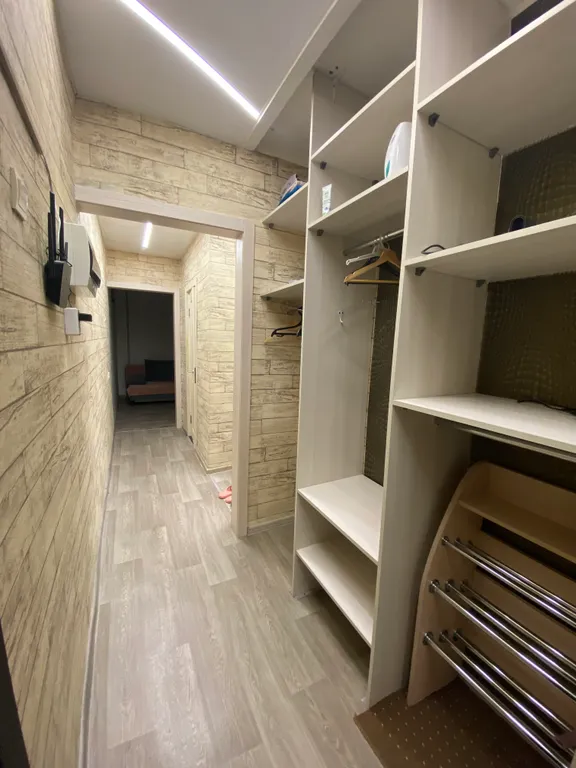 Уютная квартира в центре Новоильинского района