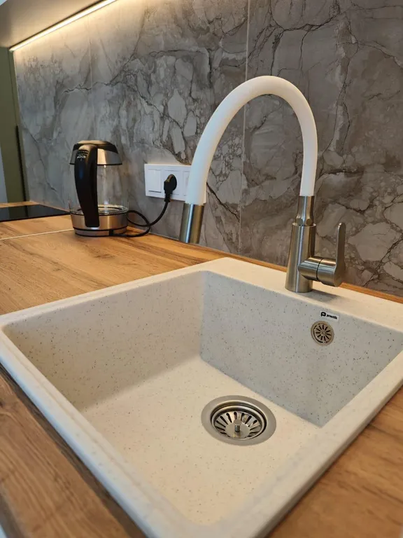 Good Night на Карпова 23