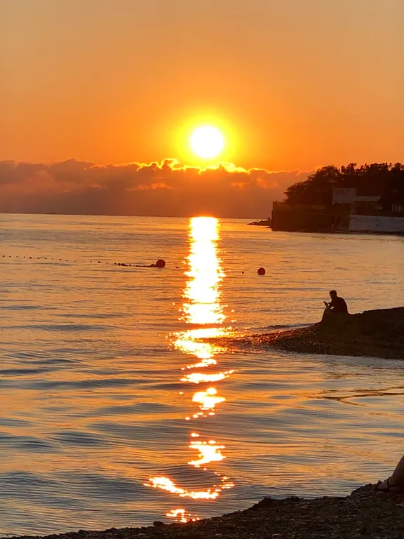 Просторная квартира в 300 метрах от моря