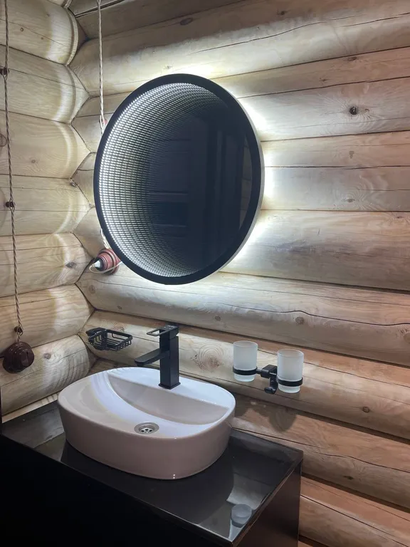 Домик в лесу для большой компании