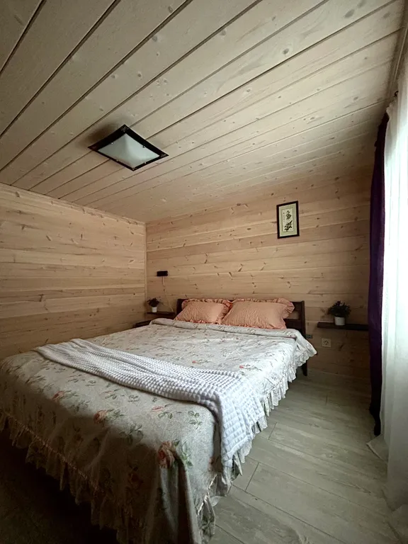 Семейный дом с камином Птичка