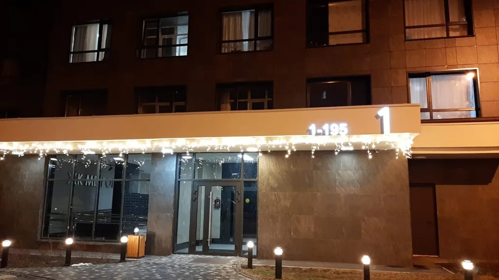 Евро 2-комнатная квартира, новостройка Метропарк в центре