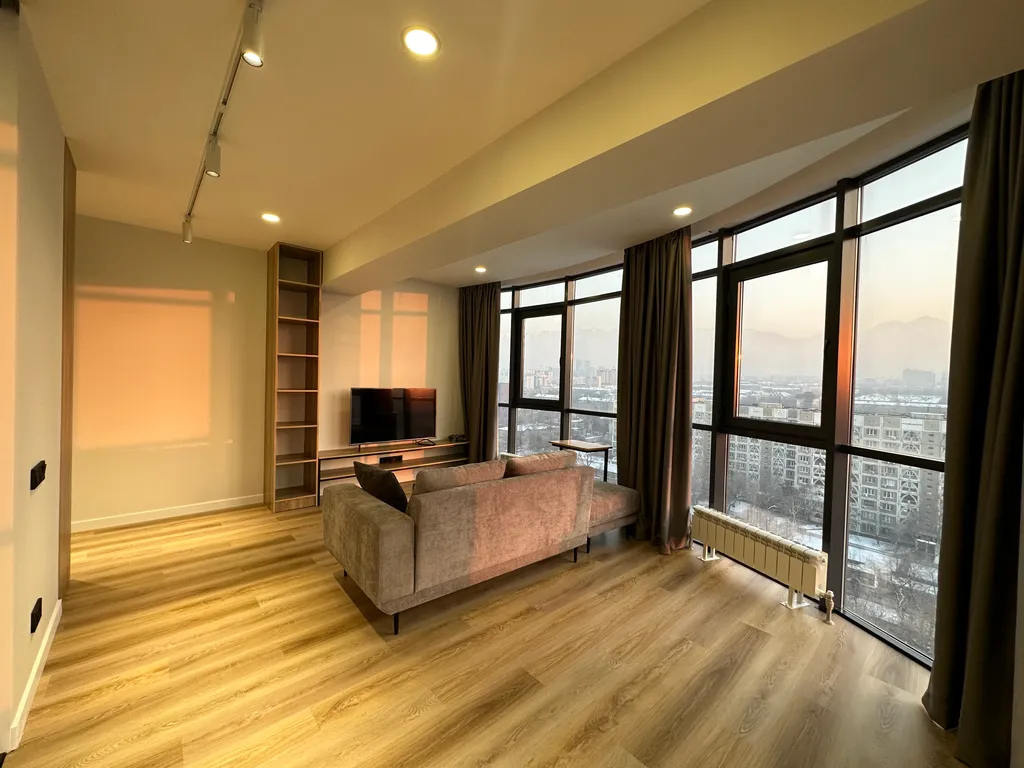 3-х комнатные апартаменты в центре Алматы