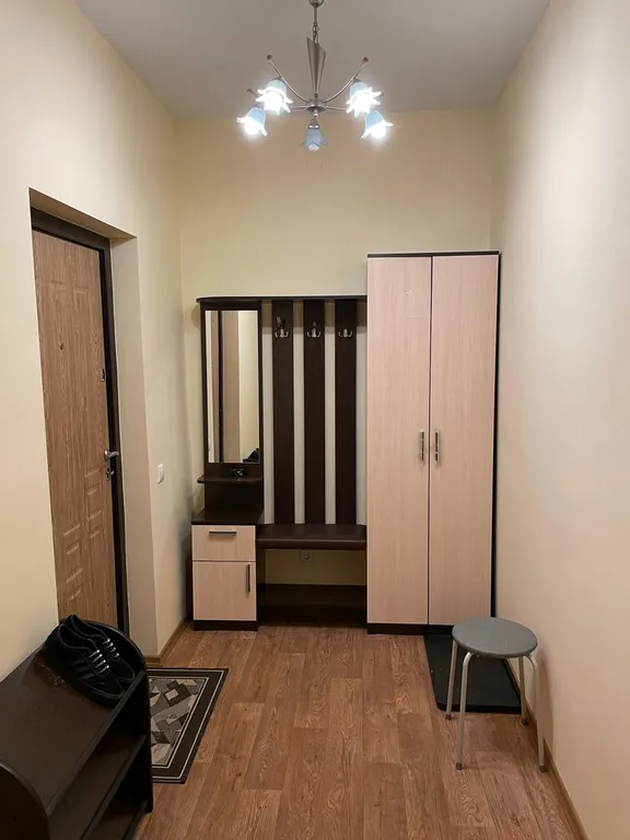 Хорошая большая квартира в Октябрьском р-не рядом СФУ