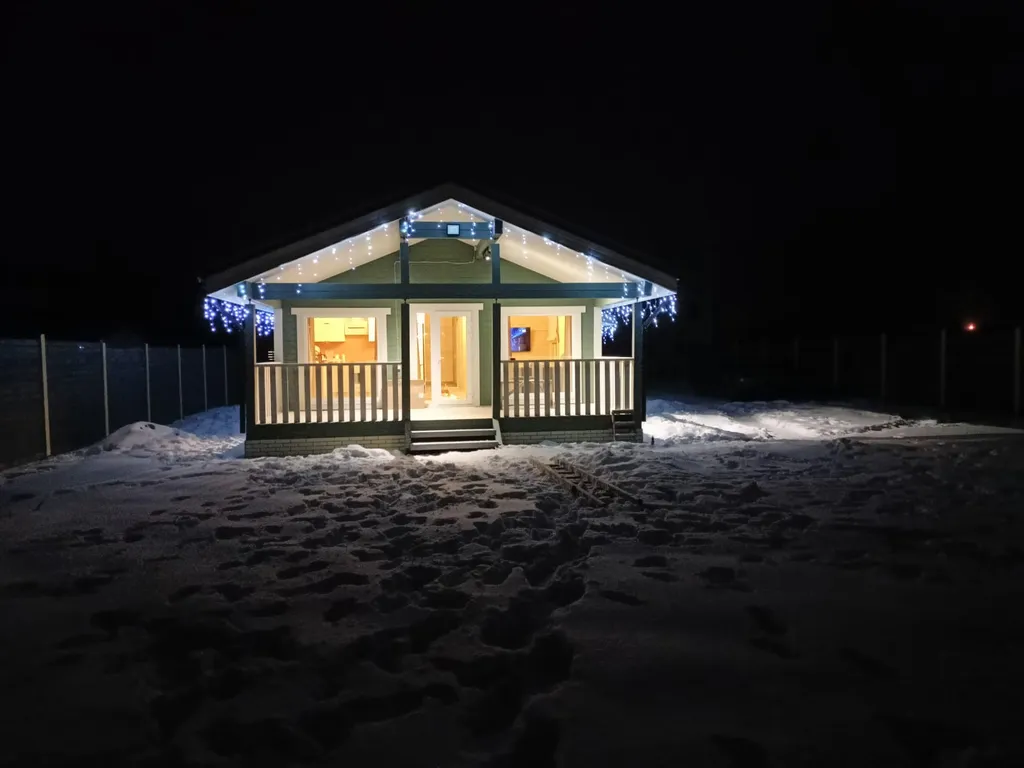 Дом шале рядом с городом