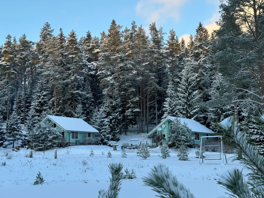 Уютный домик на берегу Ладожского озера дом 1