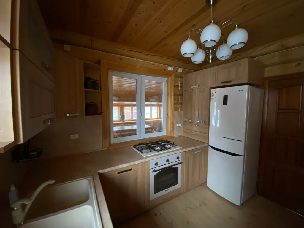 4-комнатный Дом