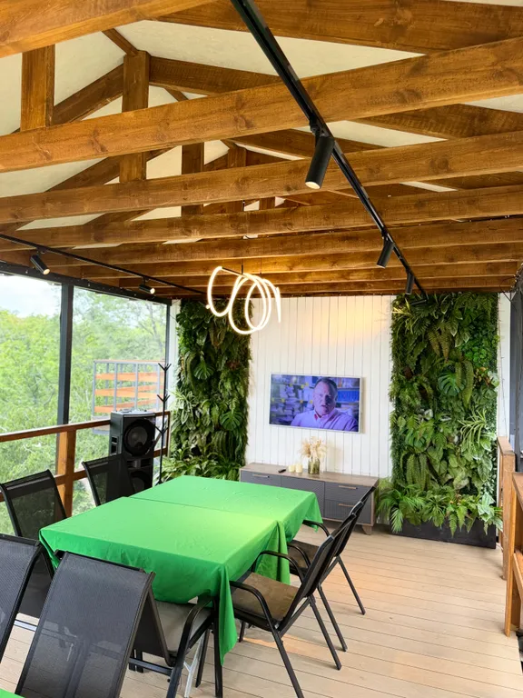 Коттедж с видом на море и индивидуальной террасой