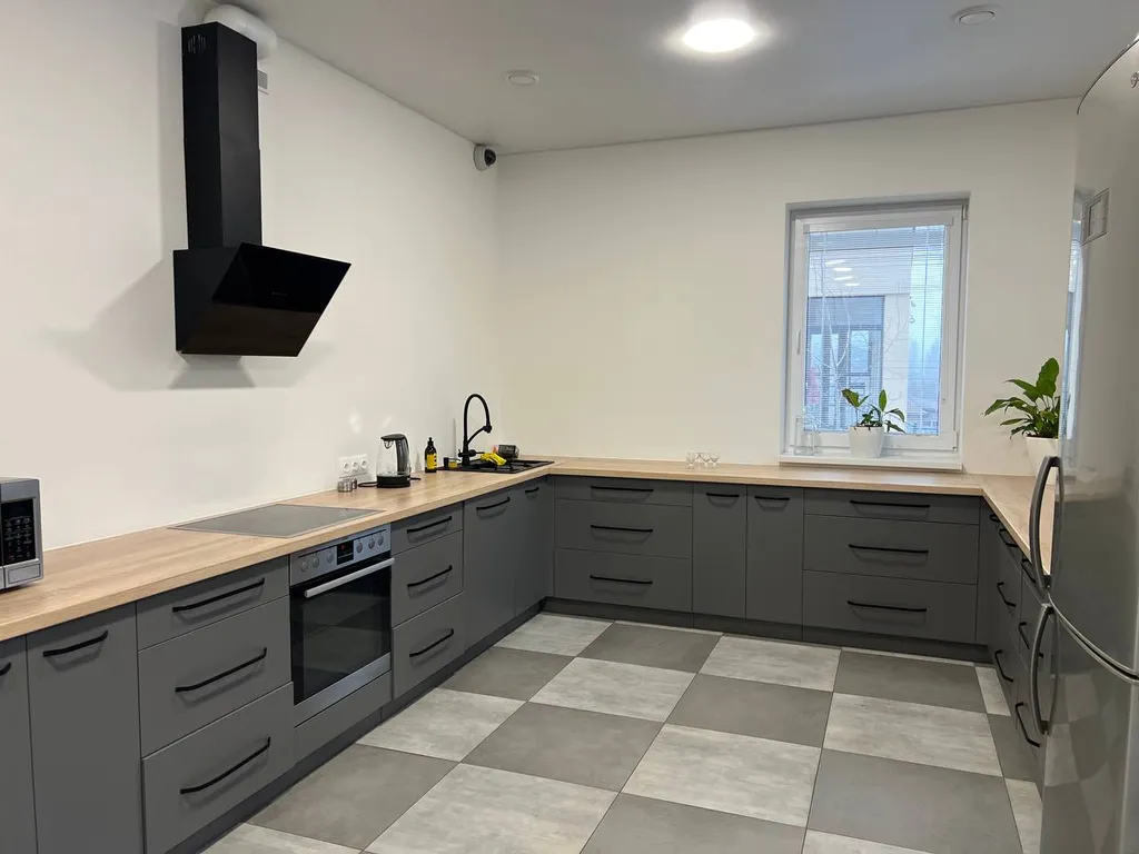 Большой коттедж возле Минска