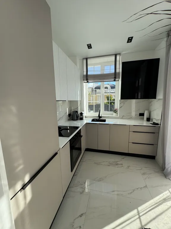 Дом у моря в Сочи с бассейном, камином на дровах и сауной