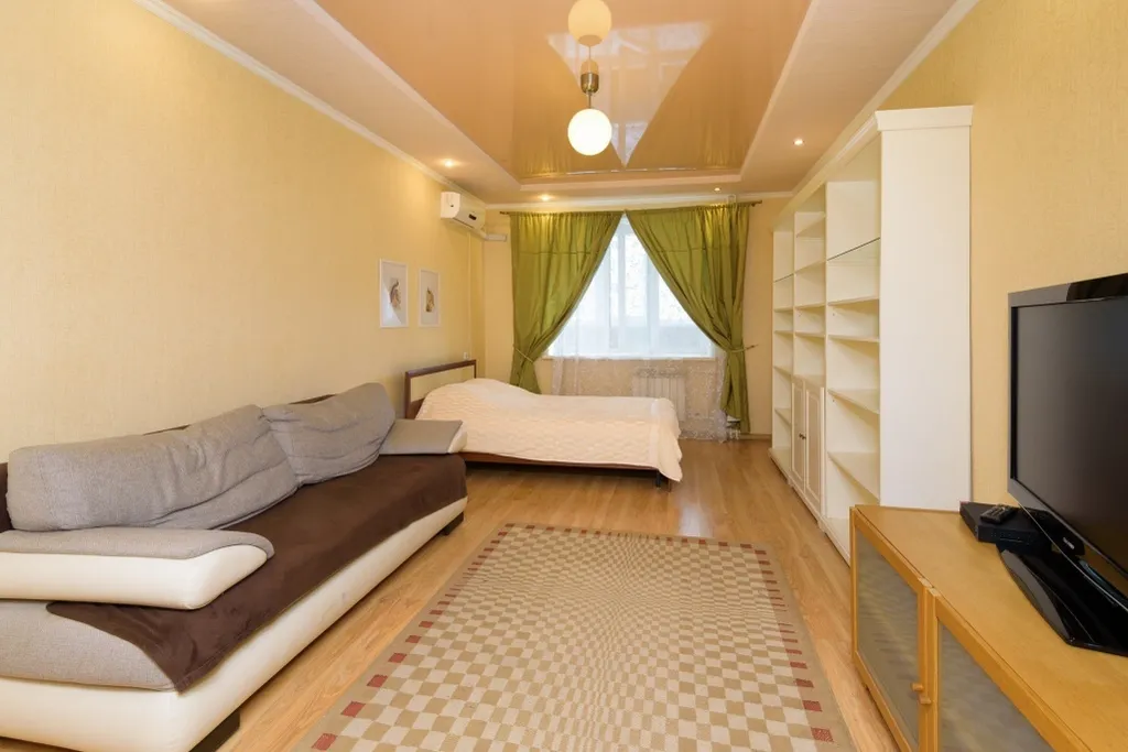 Просторная современная 1 комнатная квартира в центре