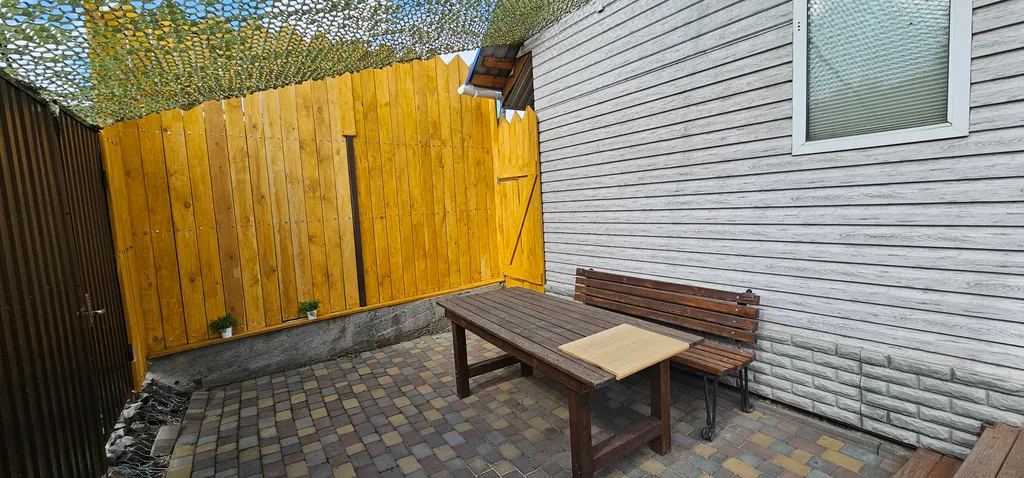 Таунхаус возле города с баней и купелью