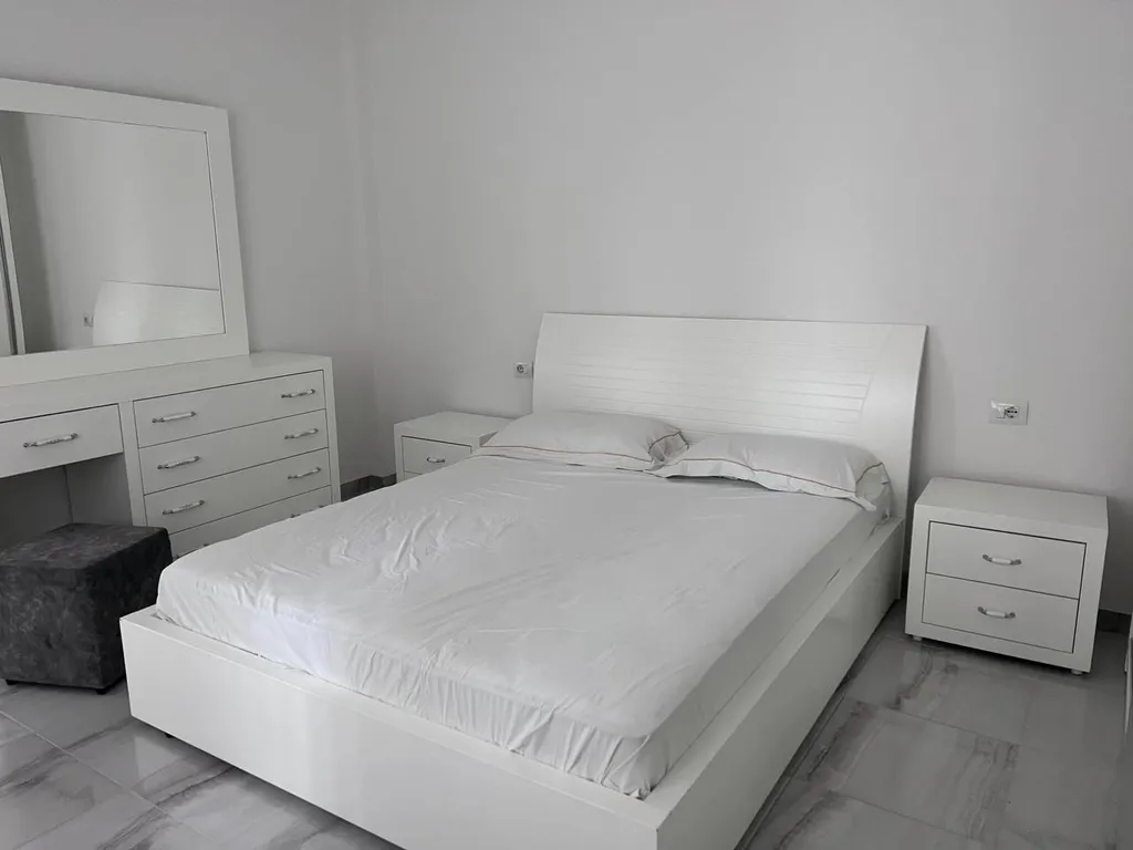 Апартаменты White (1+1)