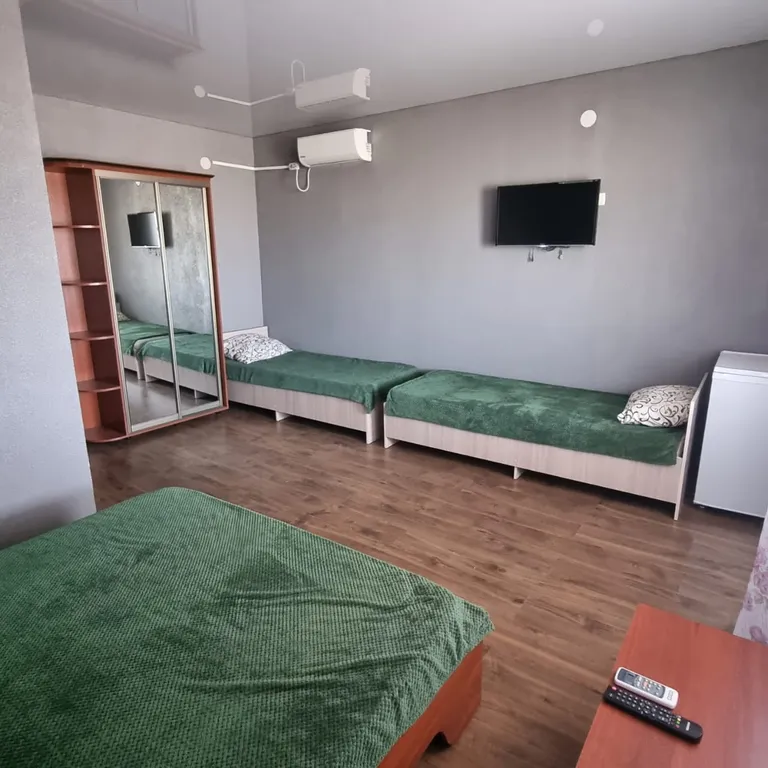 Квартира Комната — аренда посуточно в Береговое (Феодосия)