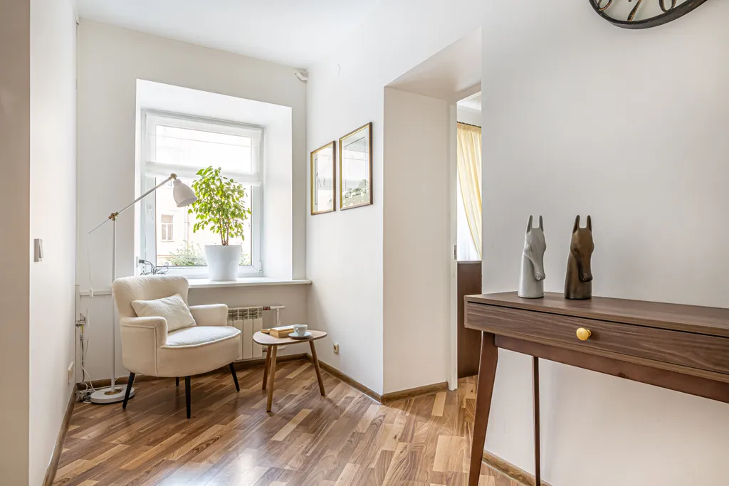 Стильная квартира с тремя спальнями и 2 санузлами у Спаса на Крови