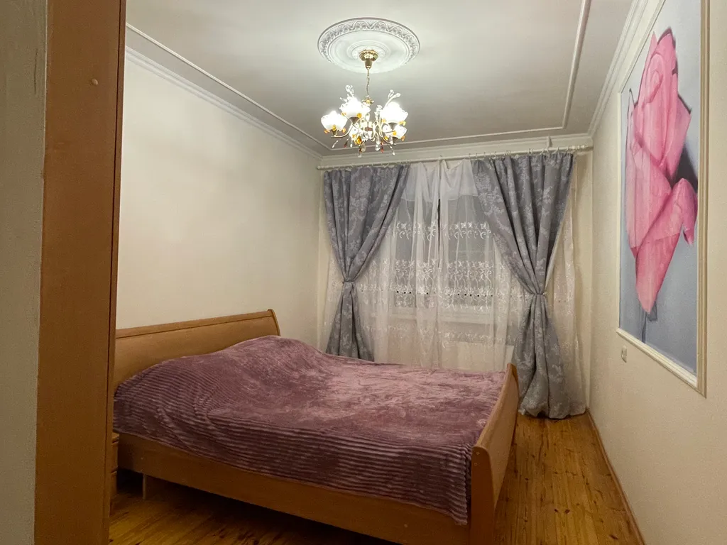 Уютная тихая квартира в центре города с видом на горы