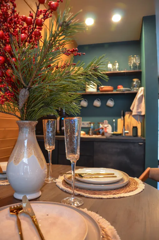 Уютный дом в сосновом лесу