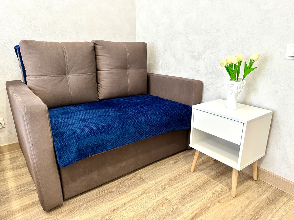 Уютная 1-комнатная квартира с видом на набережную и реку Свияга