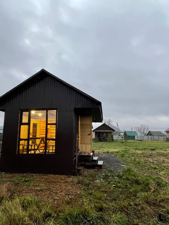 Дом у ручья