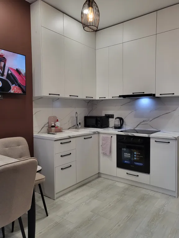 Евродвушка с авторским дизайном, в центре, около Мега парка