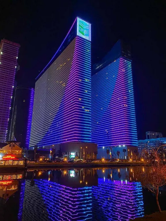 Апартаменты-студия у моря с шикарным видом в Апарт-Отеле Orbi City