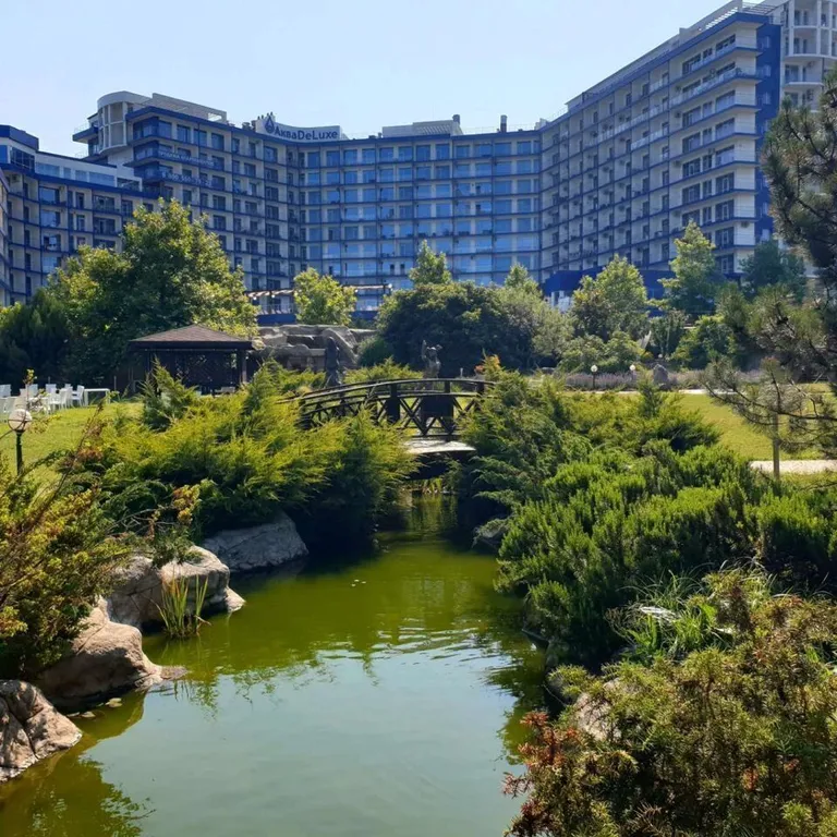 Квартира Квартира Апартaмeнты Aкваделюкс с душeвным видoм нa мope — Севастополь