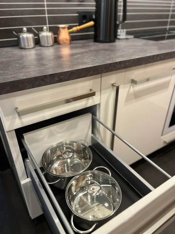 Апартаменты с гамаком, фикусом и Яндекс станцией Алиса