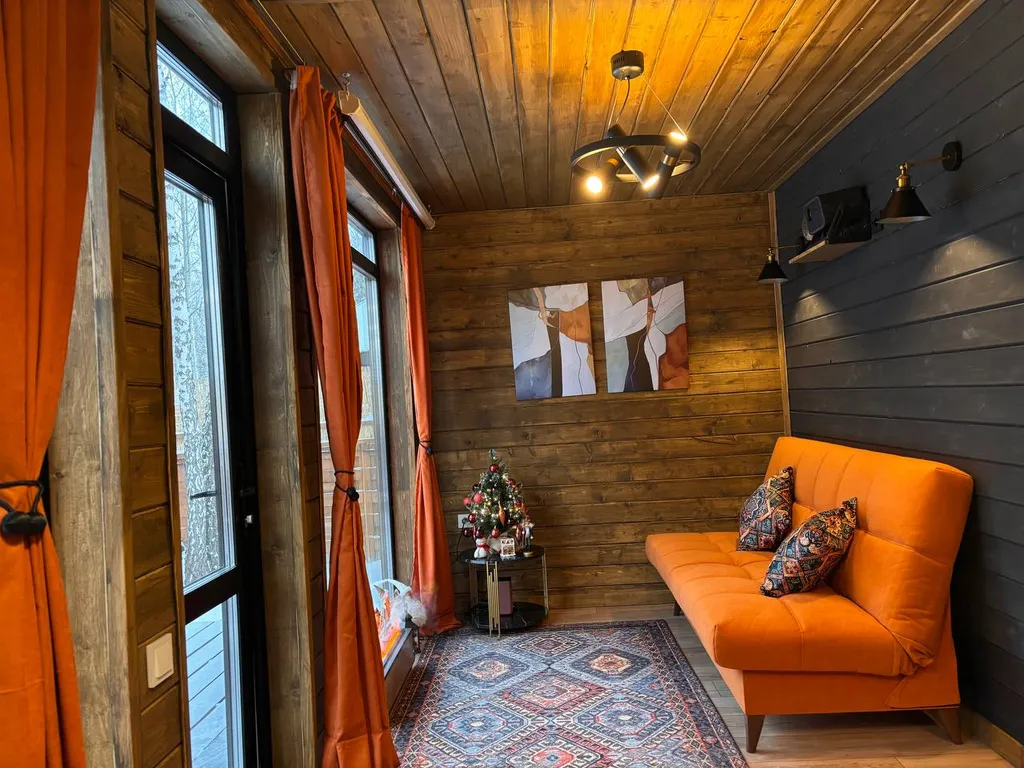 Рыжий домик