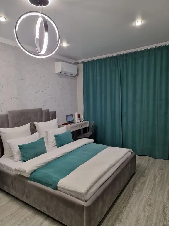 Кваритира на Весенней с очками виртуальной реальности