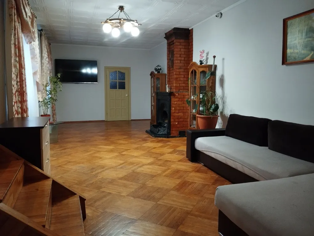 Дом в 4 км от ЖД вокзала