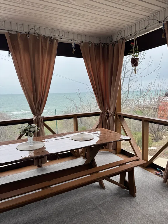 Коттедж Уютный домик на берегу моря — Осовины