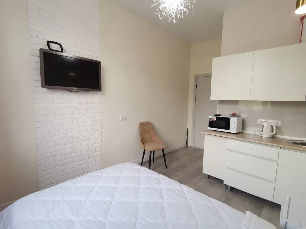 Квартира Светлая студия — Тюмень