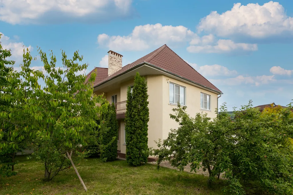 Шикарный коттедж в центре