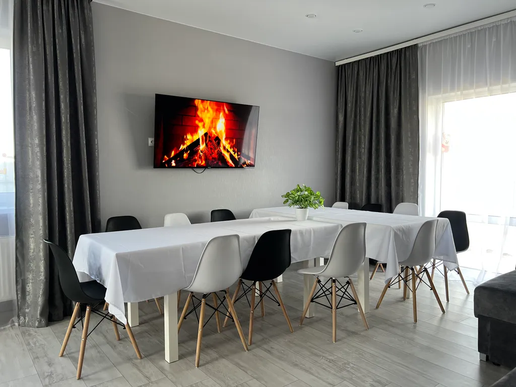 Уютный просторный коттедж — аренда посуточно в Тюмень