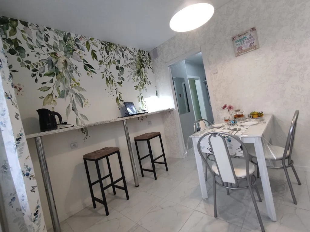 Уютная квартира с видом на набережную в центре города