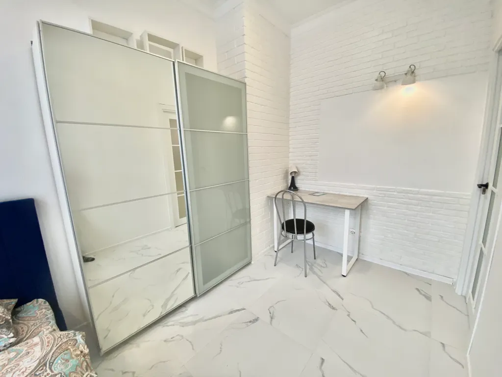 Апартаменты с 2 спальнями напротив подъёмника