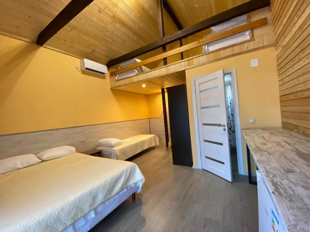 Коттедж 1-комнатный Дом — Кучугуры