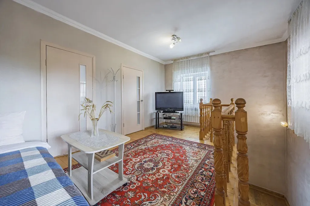 Дом в черте города