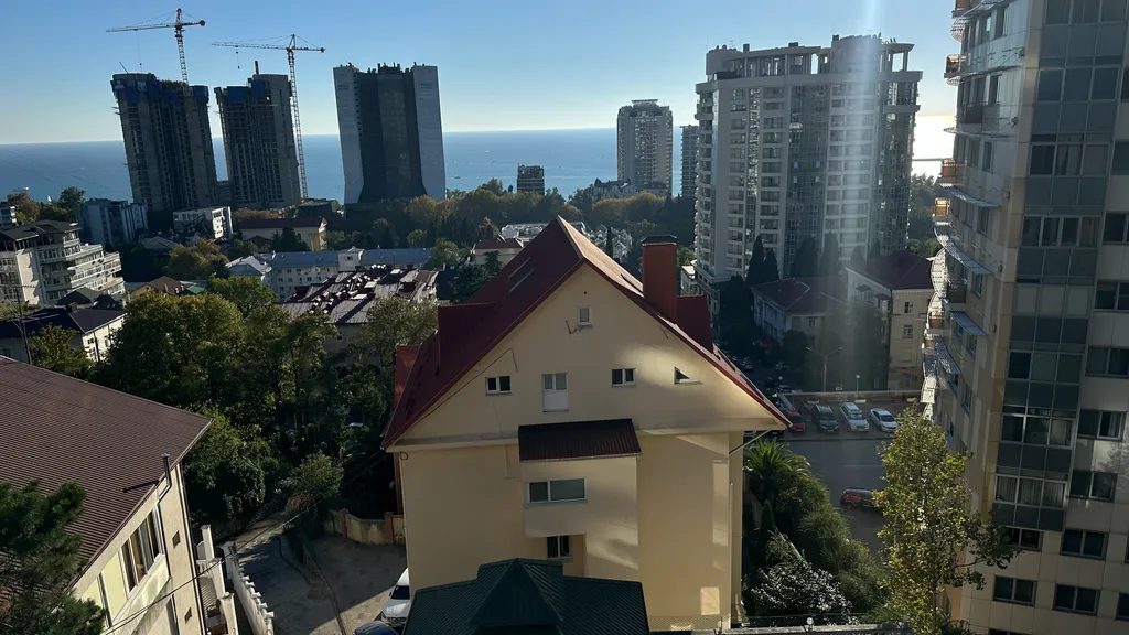 Квартира Квартира с видом на море для комфортного проживания — Сочи