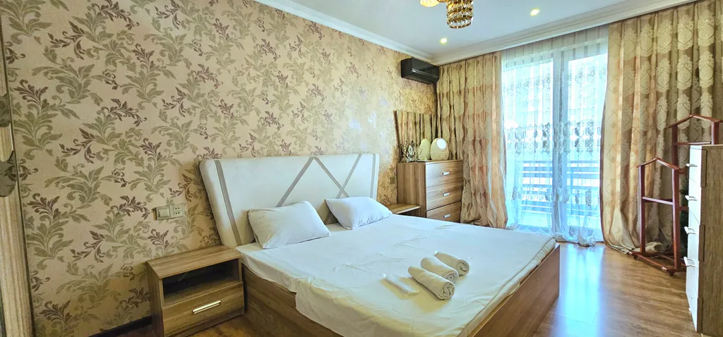 Квартира рядом метро 28 май